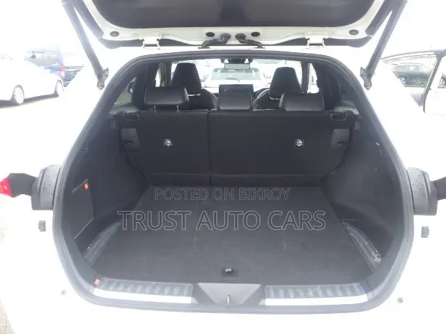 Toyota Harrier 2.5 Hybrid 2021 Pearl