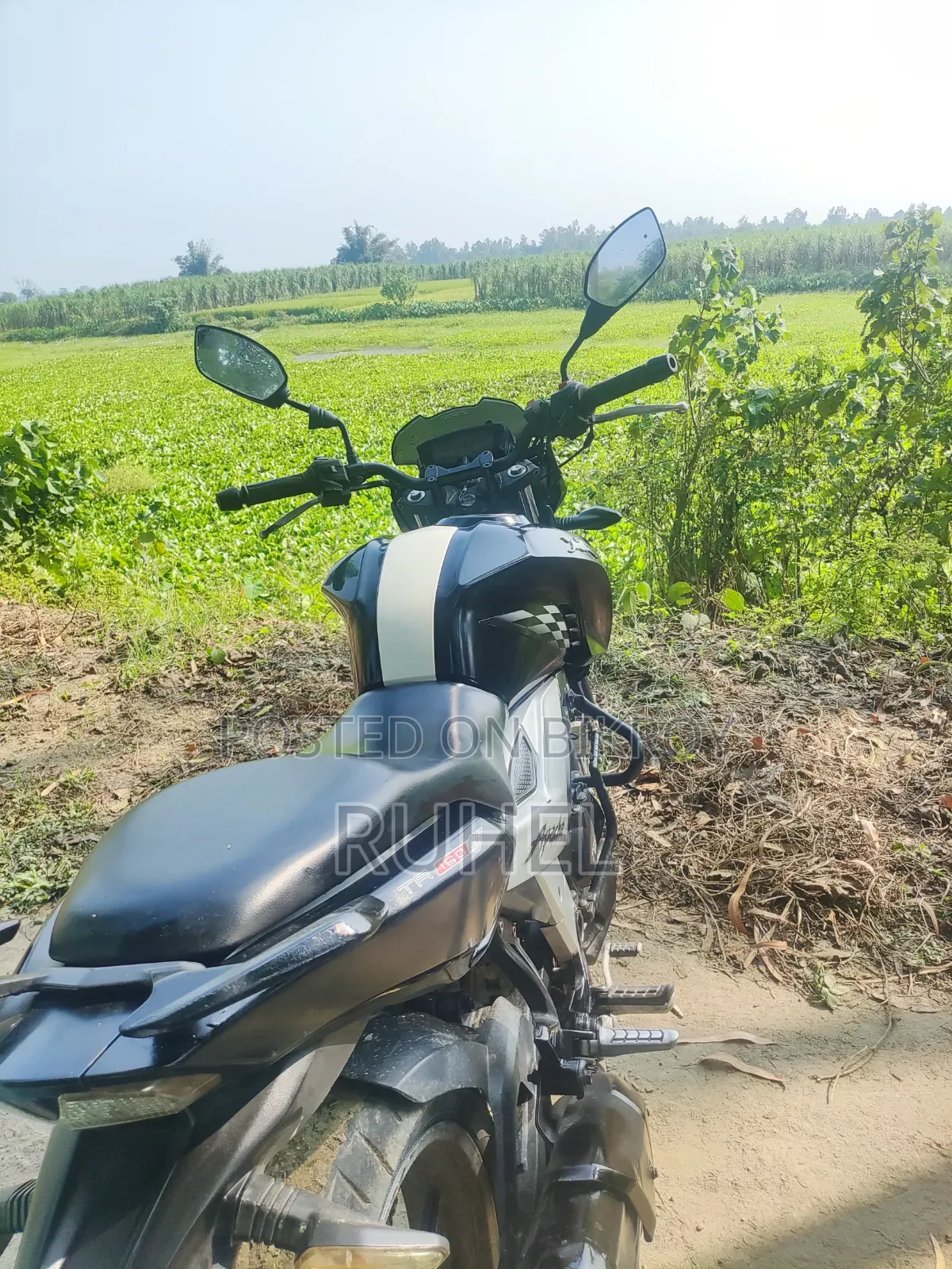 TVS Apache RTR 160 4V 2022 Black