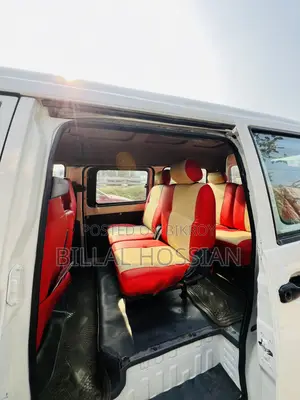 টয়োটা টাউনএস ২০০২ সাদা
