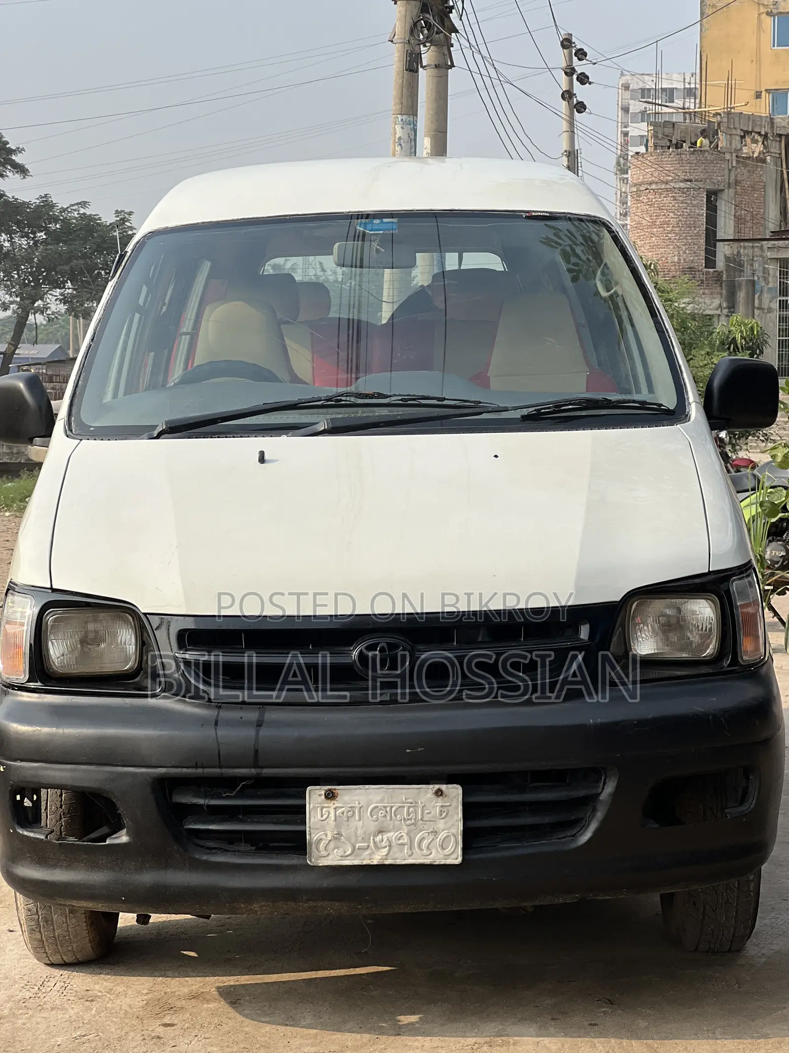 টয়োটা টাউনএস ২০০২ সাদা