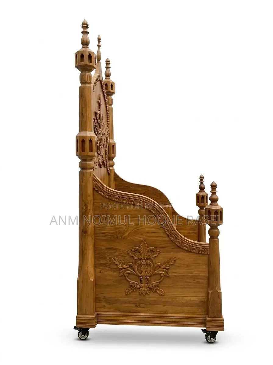 মসজিদের মিম্বর (কাঠের)