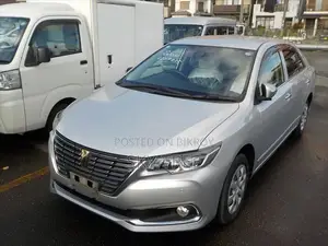 Toyota Premio 2020 Silver