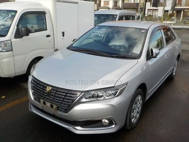 Toyota Premio 2020 Silver