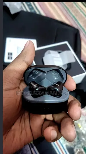 Hoco Eq 28 TWS Wireless Earbuds
