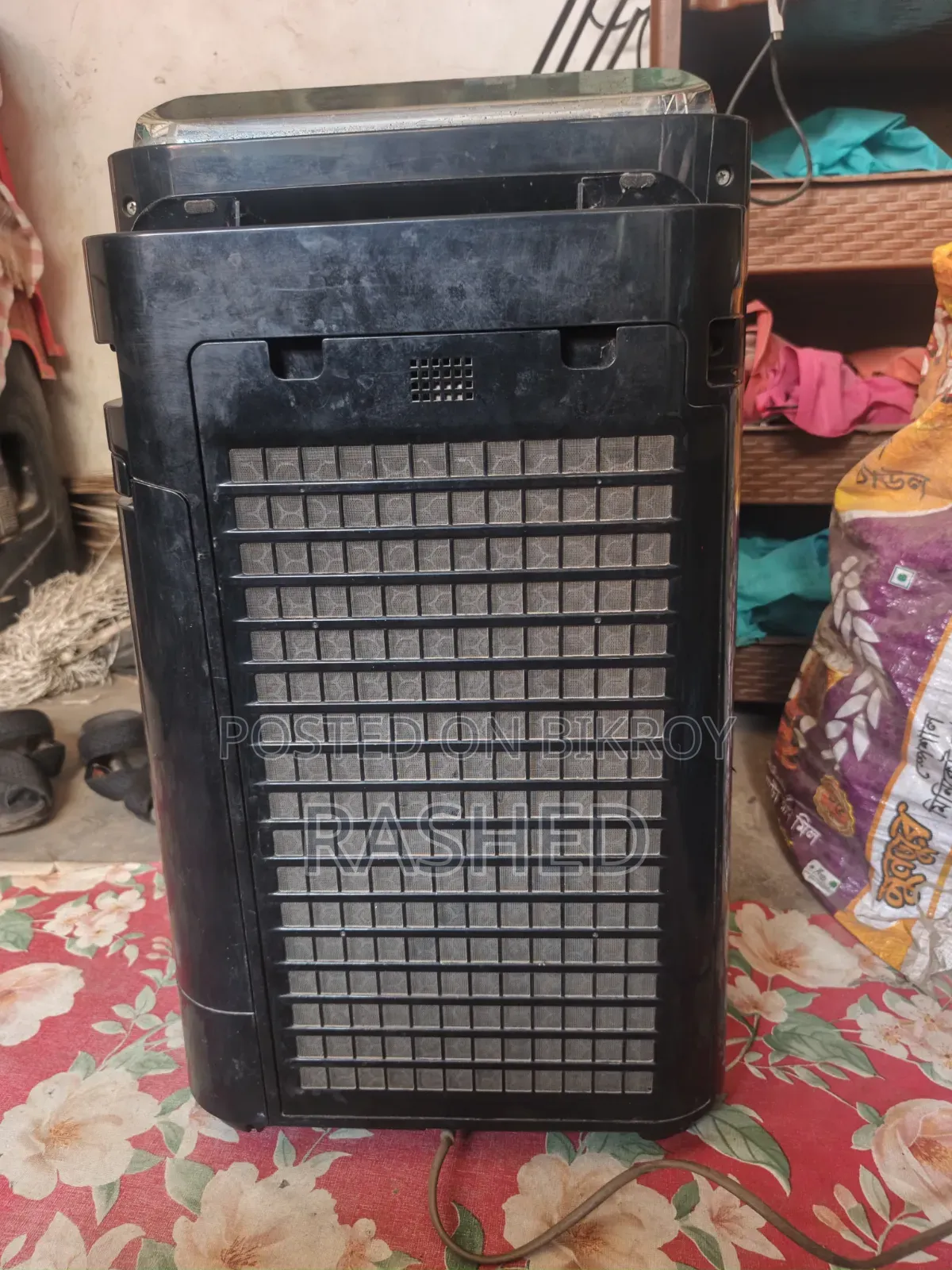 SHARP Japanese Air Purifier With Humidifier (Model: KC-D40E)
