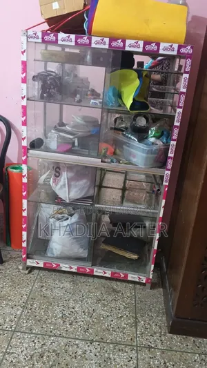 ডিসপ্লে শোকেসে