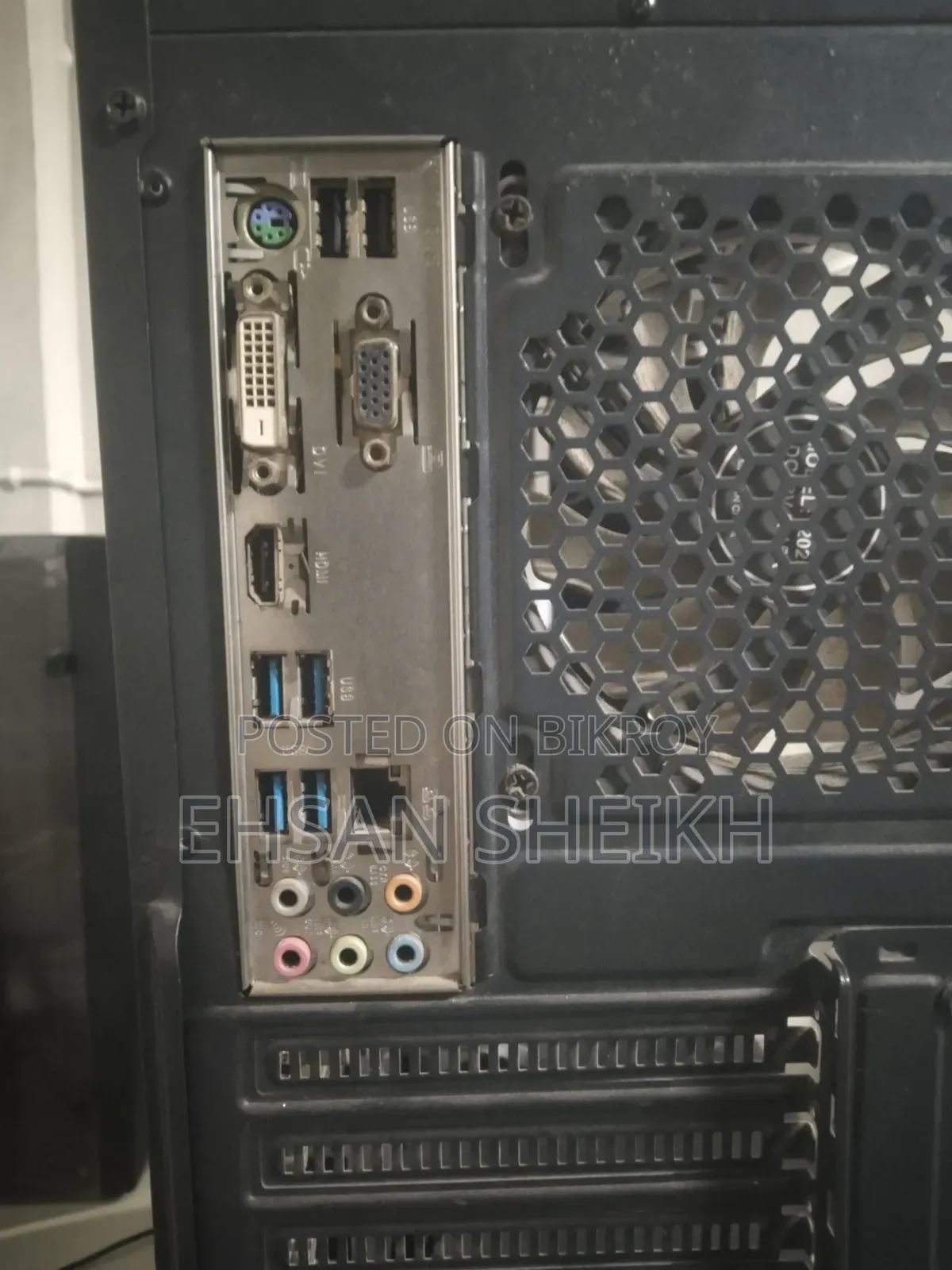 Gigabyte GA-H110MSTX-HD3-ZK 8GB Intel Core i7 SSD 128GB
