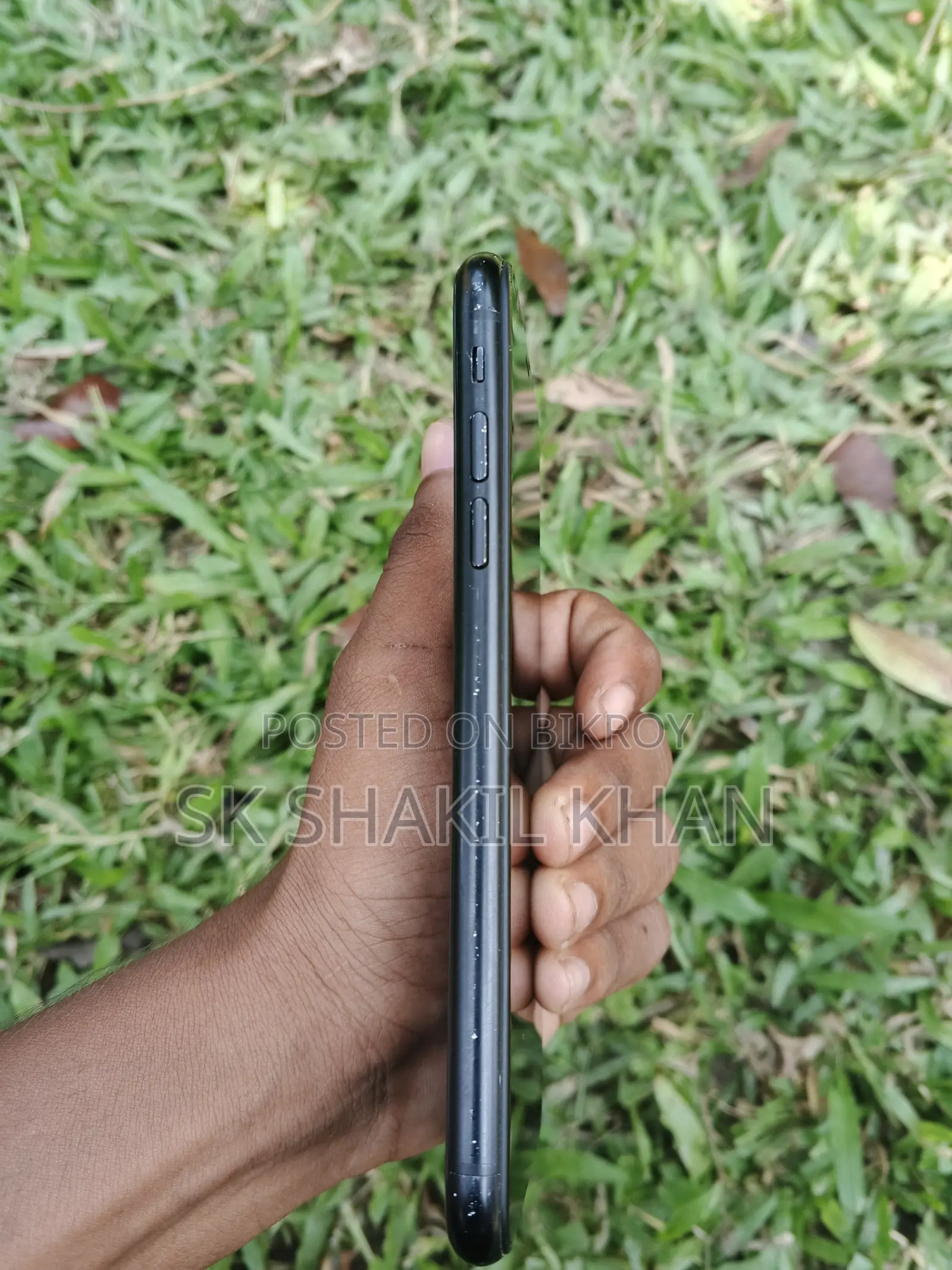 অ্যাপল আইফোন এক্সআর ৬৪ জিবি কালো