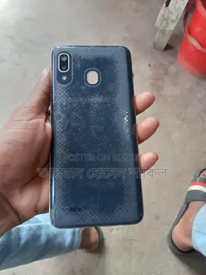 Samsung Galaxy A20 32 GB Black