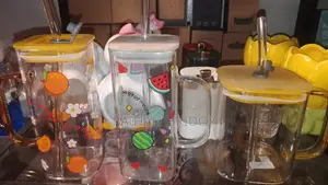 Grape Square Cup