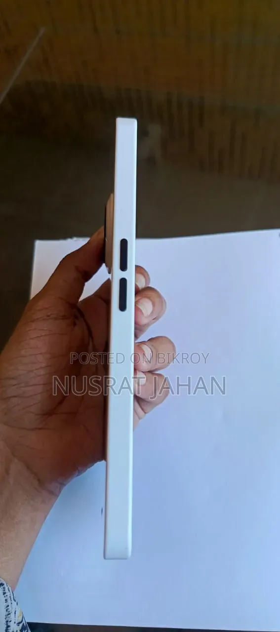 নাথিং ফোন ৩এ ১২৮ জিবি সাদা