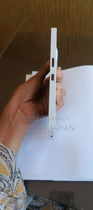 নাথিং ফোন ৩এ ১২৮ জিবি সাদা