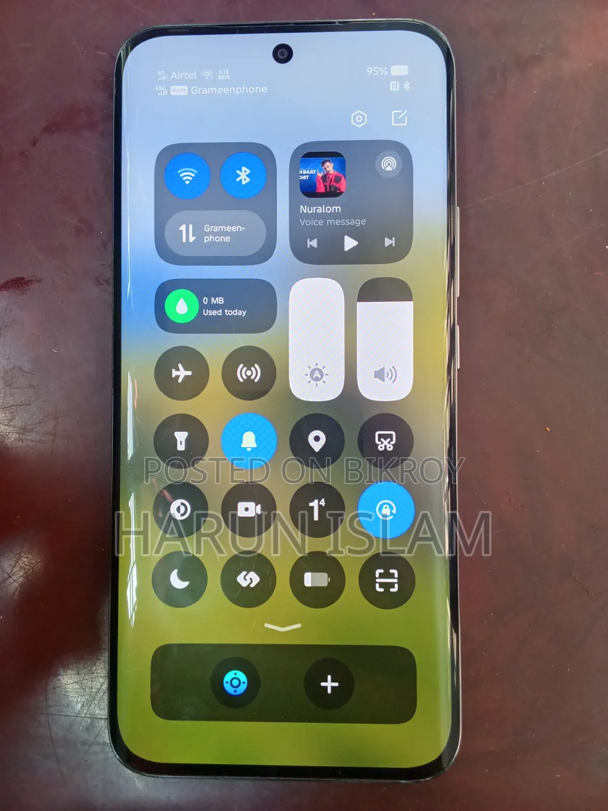 টেকনো স্পার্ক ৪০ প্রো+ ২৫৬ জিবি সাদা