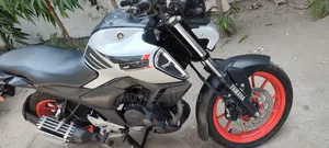 Yamaha FZS V4 2025 White