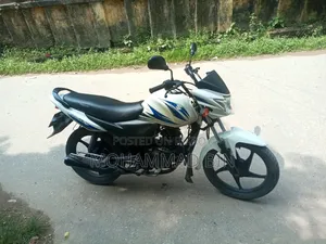Suzuki Hayate 2015 White