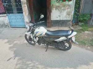 Suzuki Hayate 2015 White