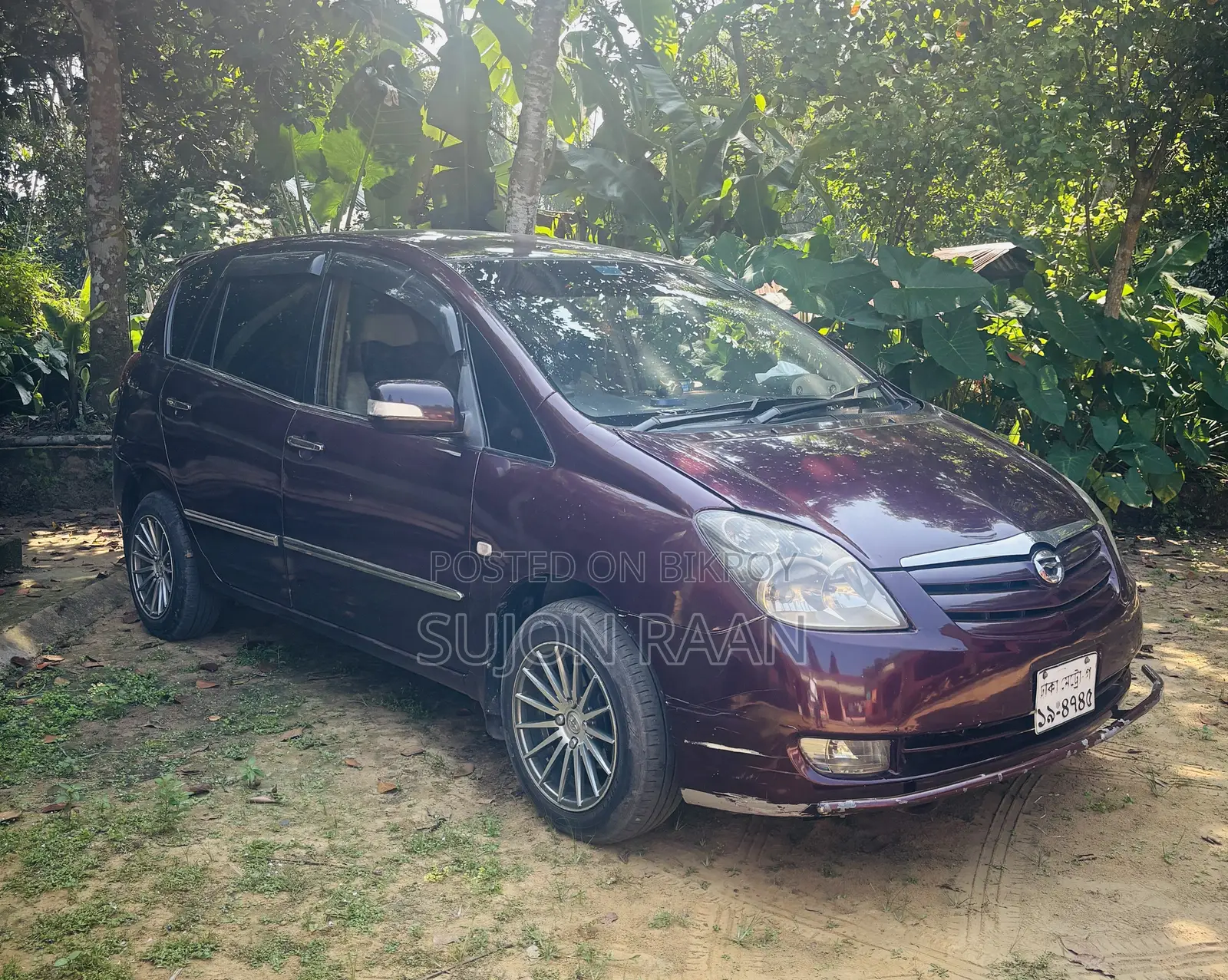টয়োটা করোল্লা স্পাসিও ২০০২ মেরুন
