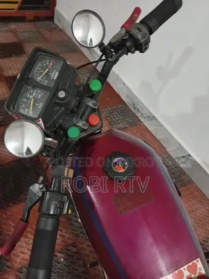 মোটরসাইকেল ২০১৪ রেড