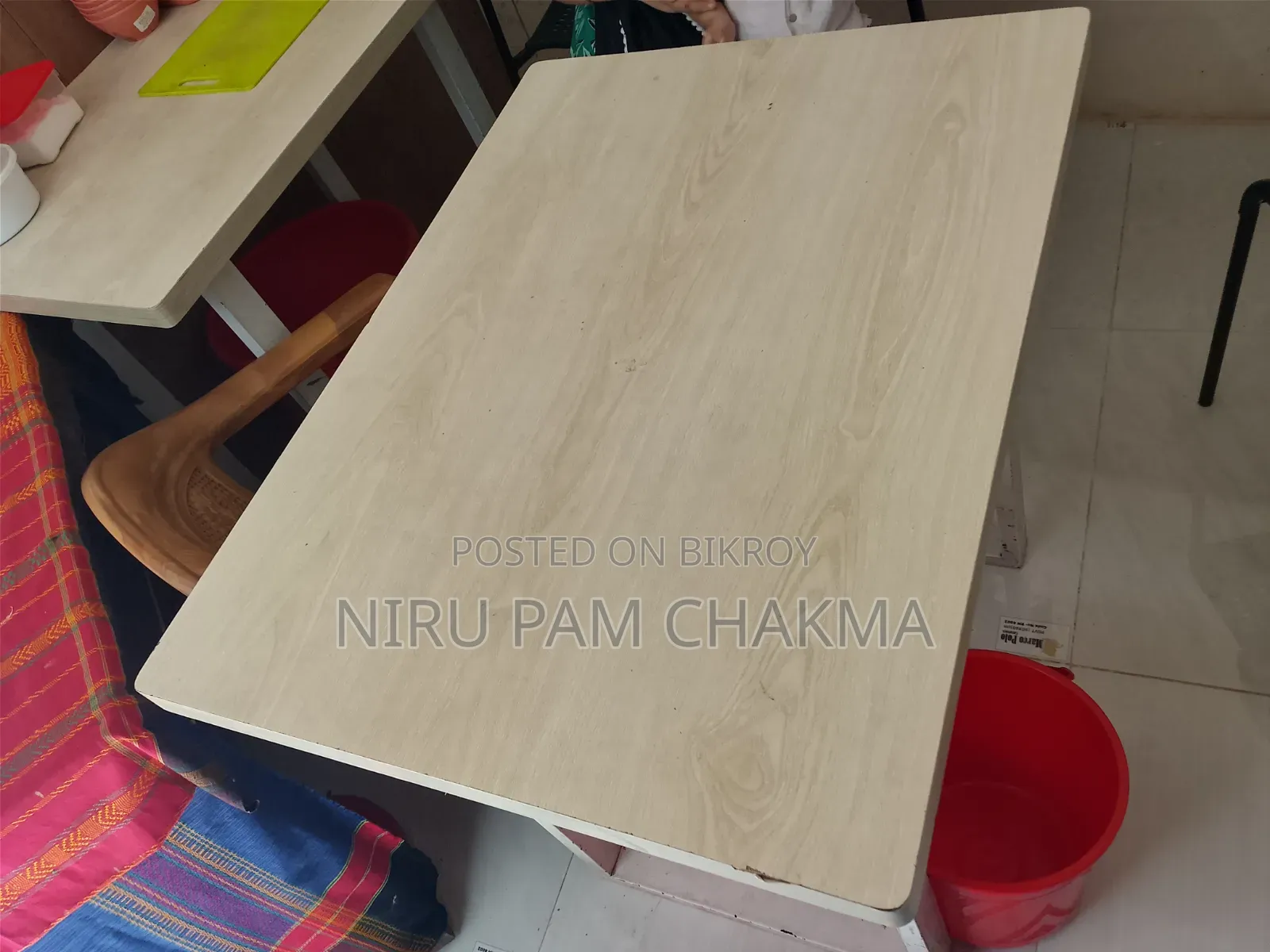 Metal Frame Laminated Board Table