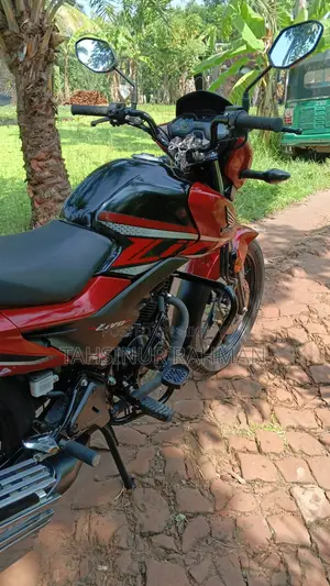 Honda Livo 2025 Red
