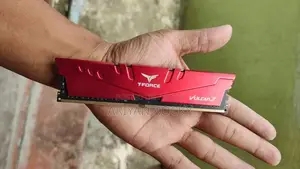 টি-ফোর্স ১৬ জিবি র‍্যাম ৩২০০০ মেগাহার্জ