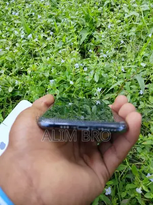 Apple iPhone XS 64 GB Black