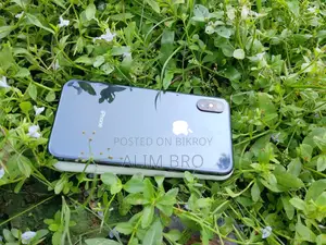 Apple iPhone XS 64 GB Black