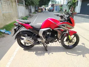 Yamaha Fazer V2 2017 Red
