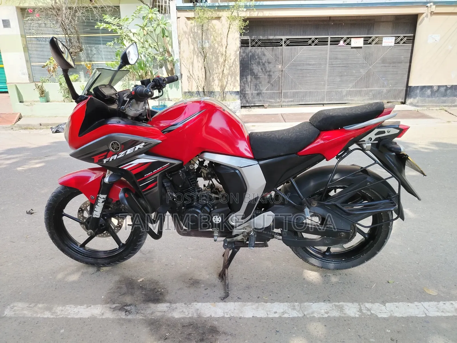 Yamaha Fazer V2 2017 Red