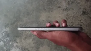 টেকনো স্পার্ক ৪০ ২৫৬ জিবি হোয়াইট