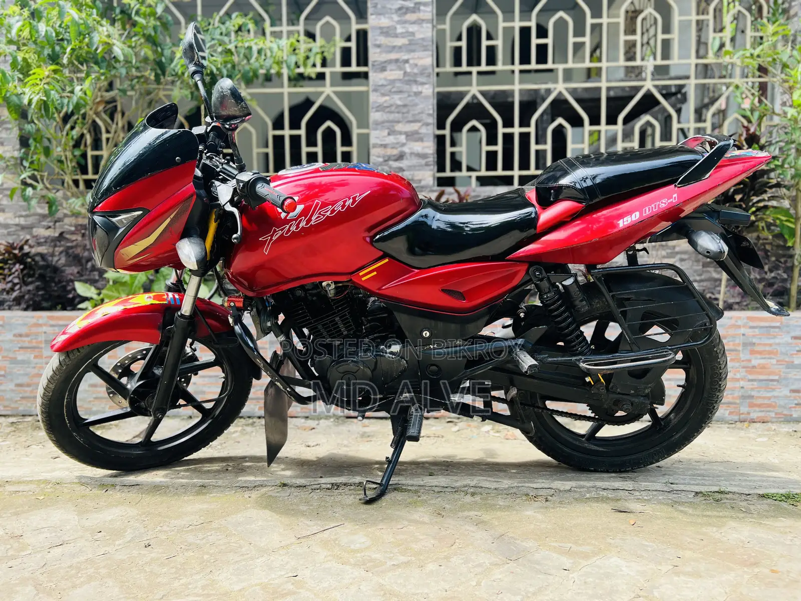 Bajaj Pulsar 150 2009 Red