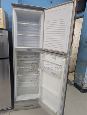 Walton Maroon Colour Frost Fridge 14 Cft.