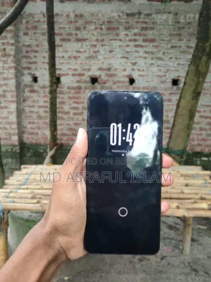 iQOO 256 GB Black