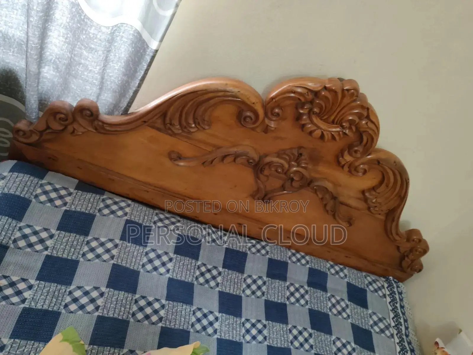 Bed 5/6 Feet