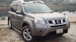 Nissan X-Trail 2.0 Petrol XE 2011 Gray