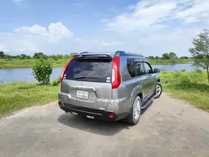 Nissan X-Trail 2.0 Petrol XE 2011 Gray