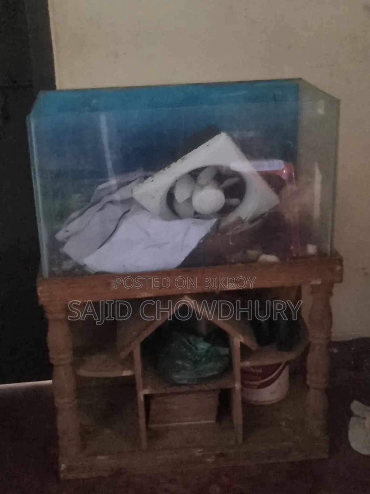 অ্যাকোয়ারিয়াম বিক্রি
২.৩০ ফুট
সাথে বড় ও ছোট পাথর আছে
অক্সিজেন
অনেক ভারী