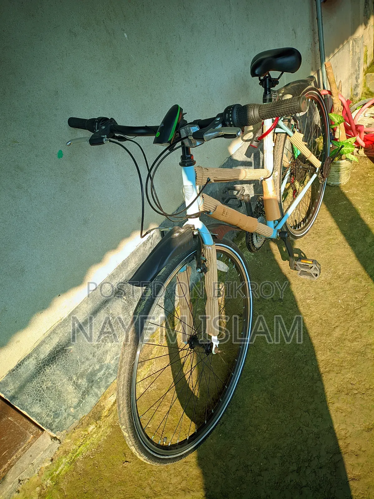 ইইউ স্ট্যান্ডার্ড প্রিমিয়াম ২৮ ইঞ্চ ১৮ স্পিড ৭০০সি অ্যাডাল্ট বাইসাইকেল