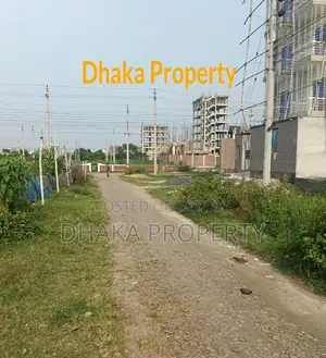 3 Katha North-Facing Land Near Metro Station at Sector 17/E