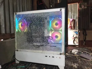 Desktop Computer 8GB AMD Ryzen 5 SSD 256GB