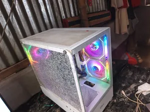Desktop Computer 8GB AMD Ryzen 5 SSD 256GB