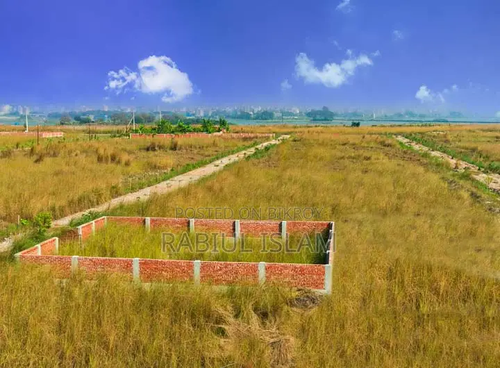 জরুরী ৩ কাঠা বসুন্ধরা কিউ ব্লক প্লট বিক্রয়