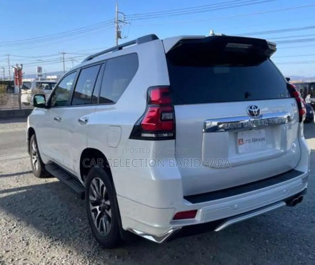 Toyota Land Cruiser 2023 Pearl
