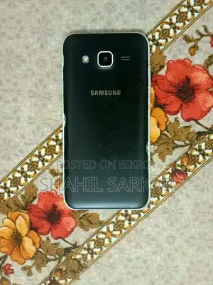 Samsung Galaxy J2 8 GB Black