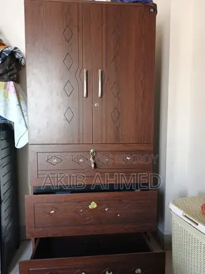 রিগ্যাল আলমিরা