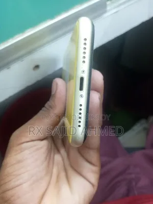 Apple iPhone XR 64 GB Yellow