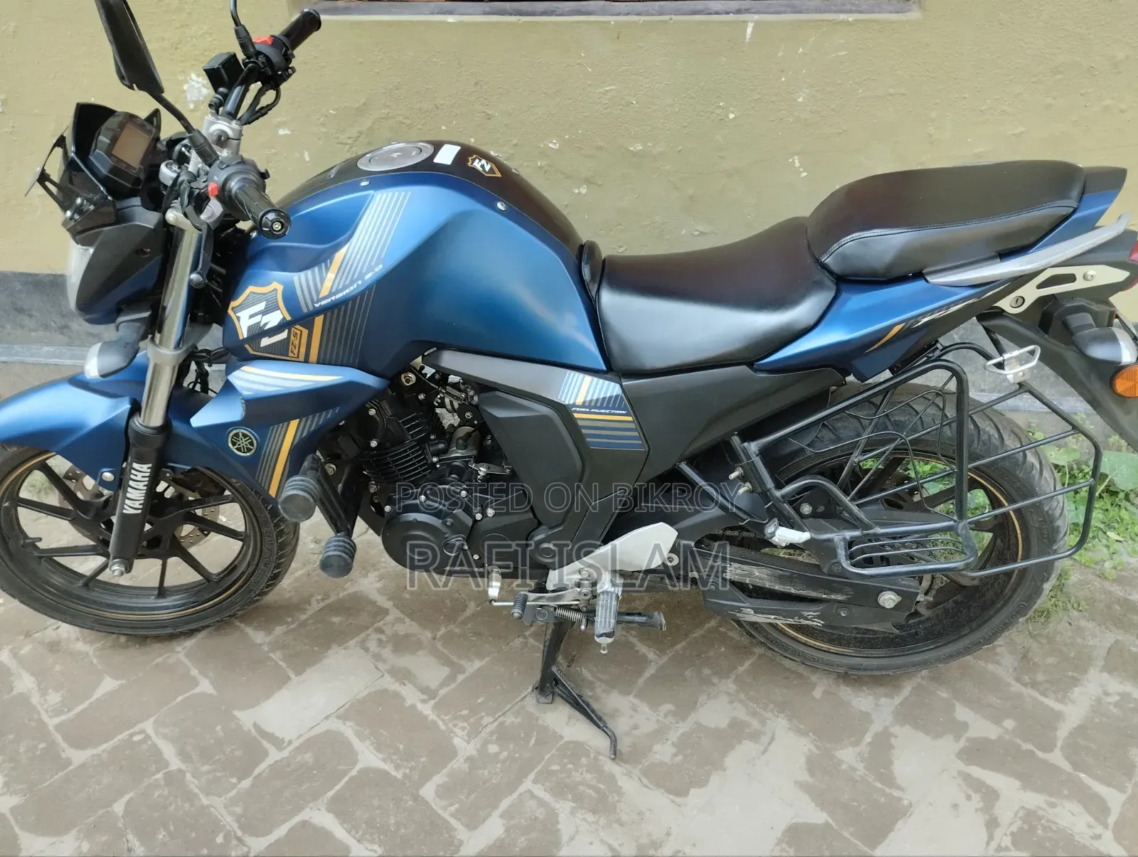 Yamaha FZS V2 2025 Blue