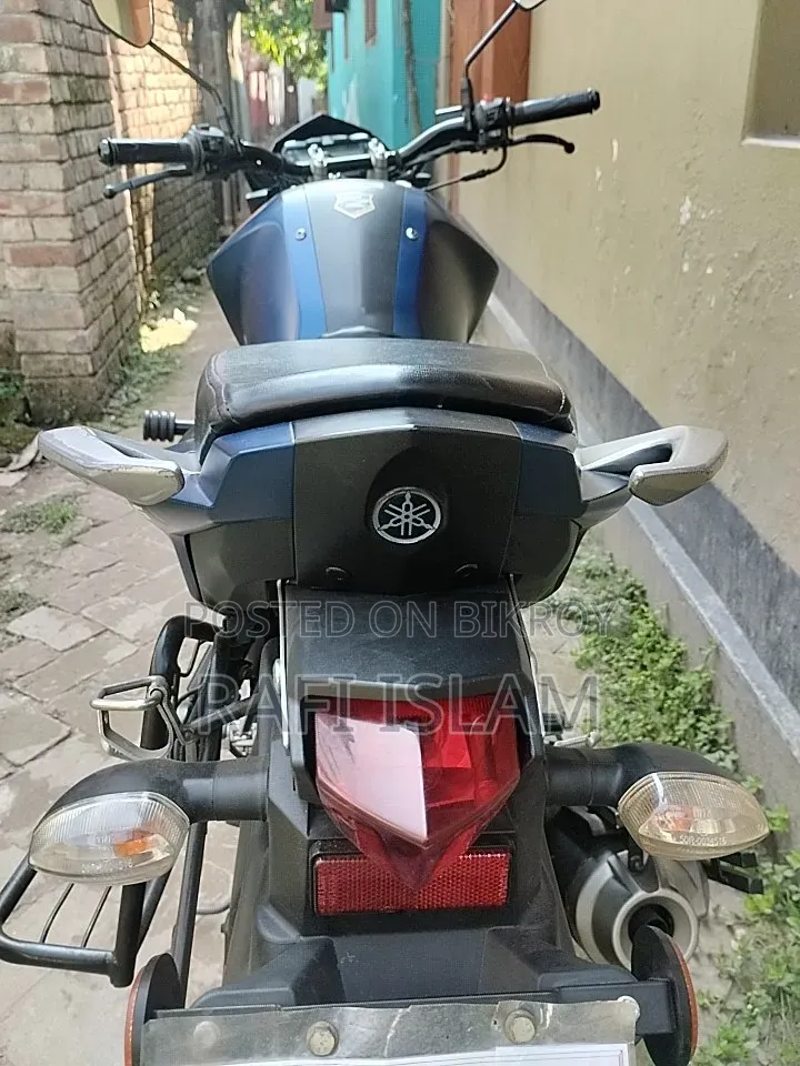 Yamaha FZS V2 2025 Blue