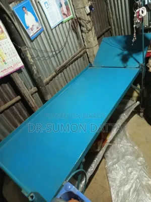 ফার্মেসি এবং চেম্বারের জন্য মেডিকেল বিছানা