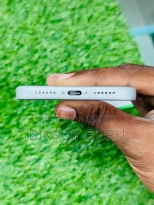 অ্যাপল আইফোন ১৭ প্রো ম্যাক্স ২৫৬ জিবি হোয়াইট